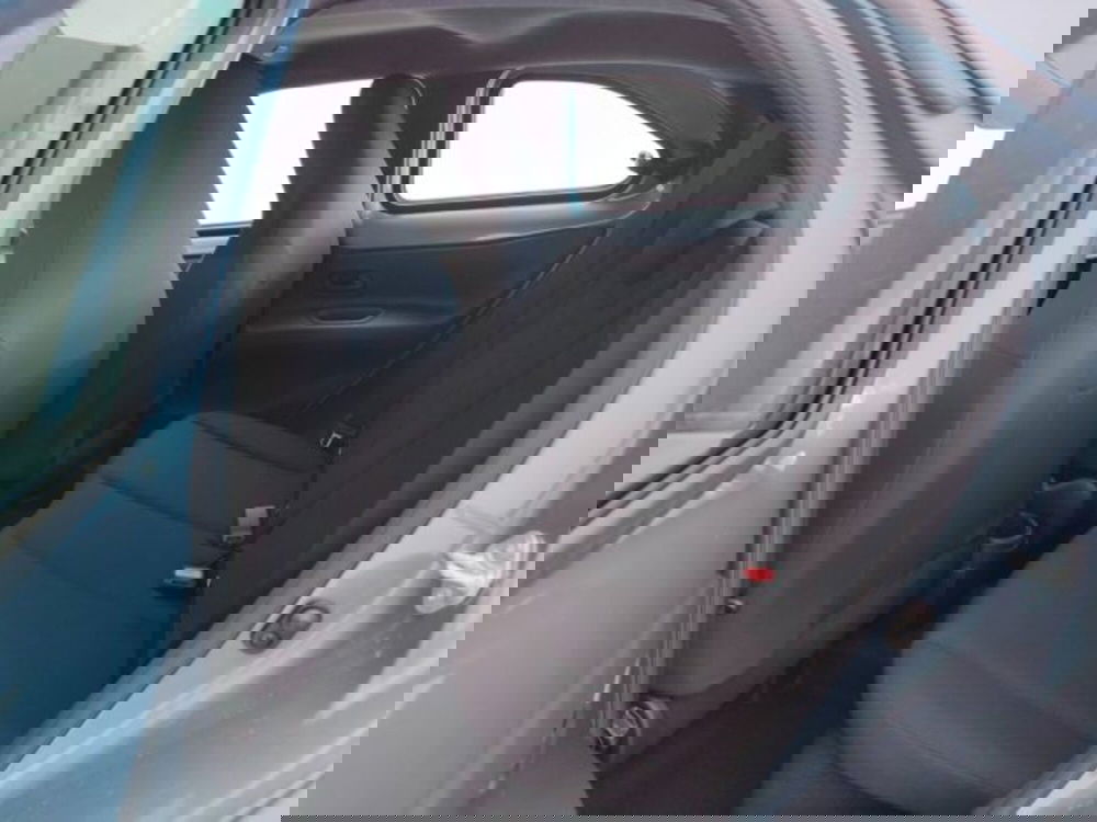 Toyota Aygo X nuova a Teramo (10)