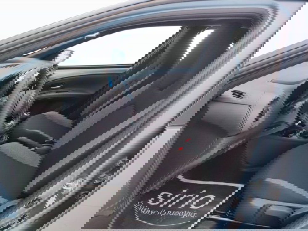 Toyota Aygo X nuova a Teramo (13)