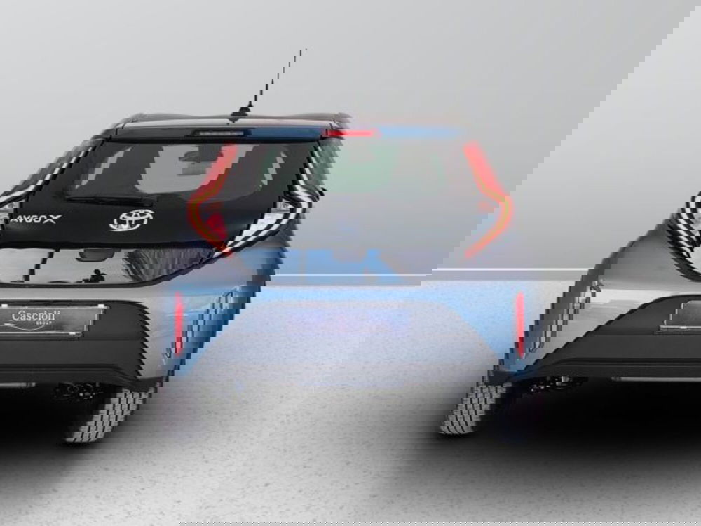 Toyota Aygo X nuova a Teramo (4)