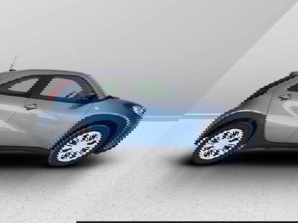 Toyota Aygo X nuova a Teramo (7)