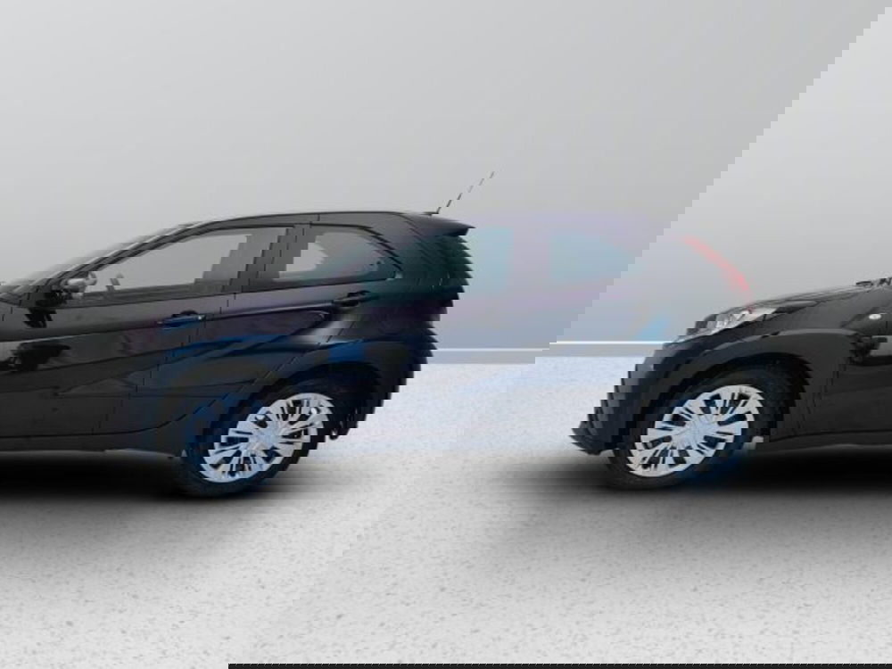 Toyota Aygo X nuova a Teramo (3)