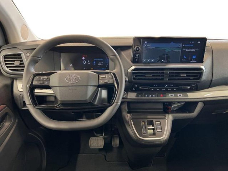 Toyota Proace Verso nuova a Vercelli (10)