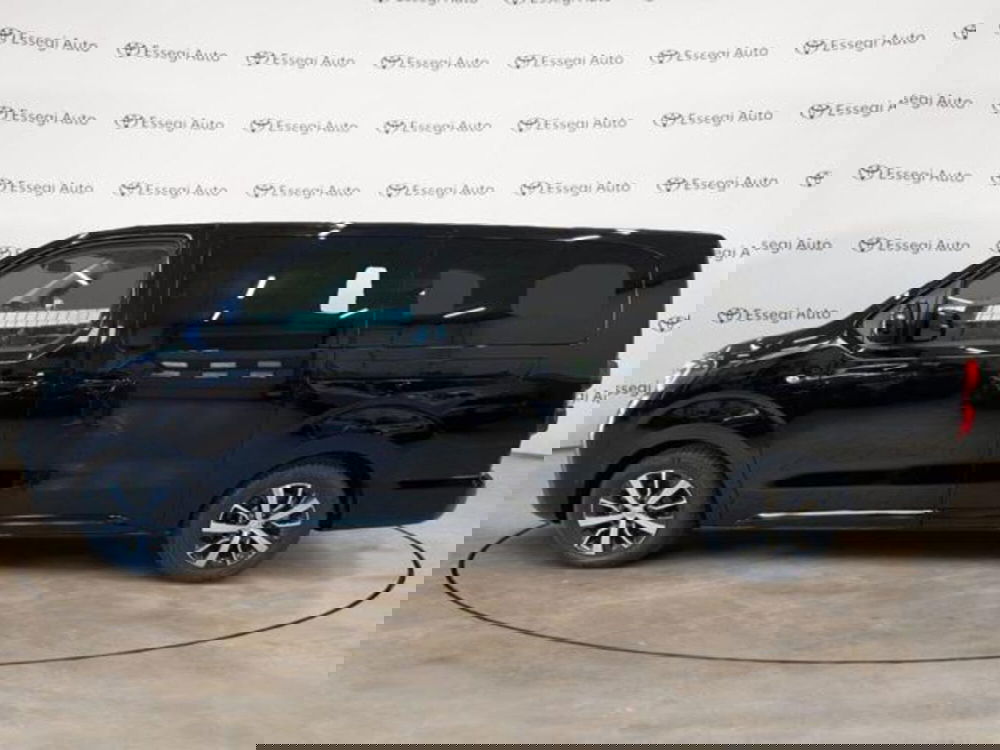 Toyota Proace Verso nuova a Vercelli (2)