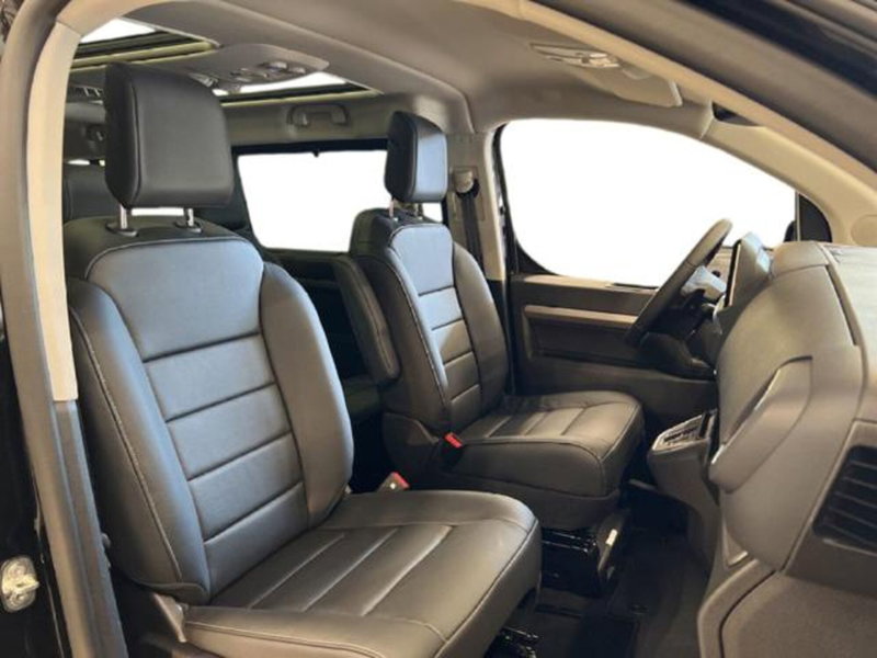 Toyota Proace Verso nuova a Vercelli (6)