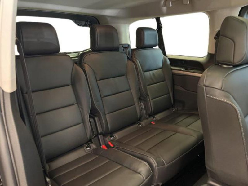 Toyota Proace Verso nuova a Vercelli (8)
