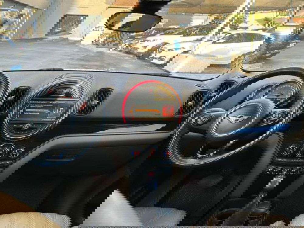 MINI Mini Countryman usata a Lucca (12)