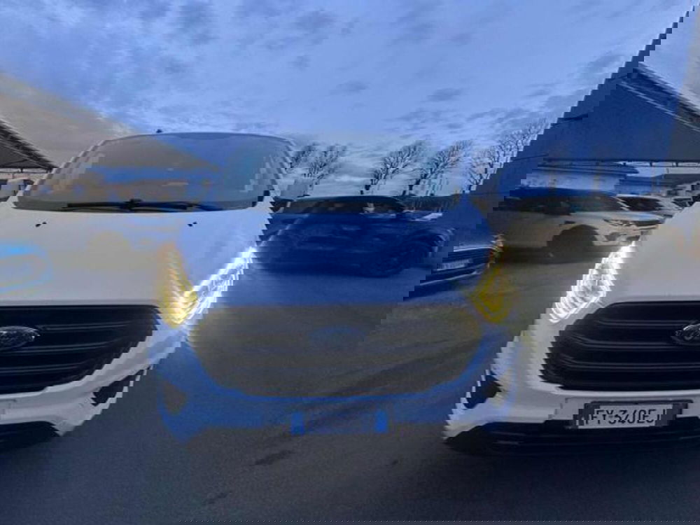 Ford Transit Custom Furgone usata a Lucca