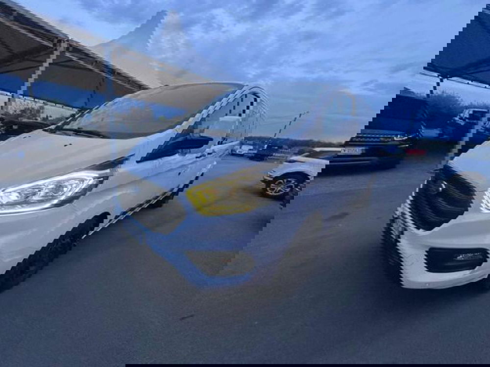 Ford Transit Custom Furgone usata a Lucca (2)