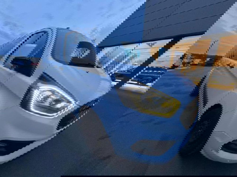 Ford Transit Custom Furgone usata a Lucca (3)