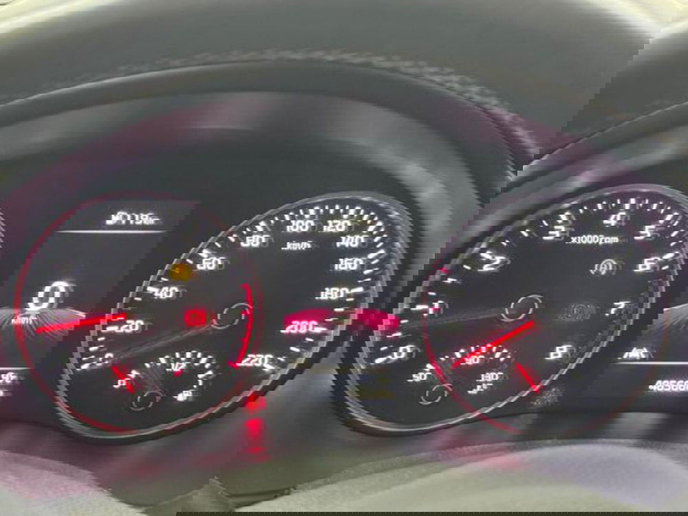 Kia Stonic usata a Como (11)