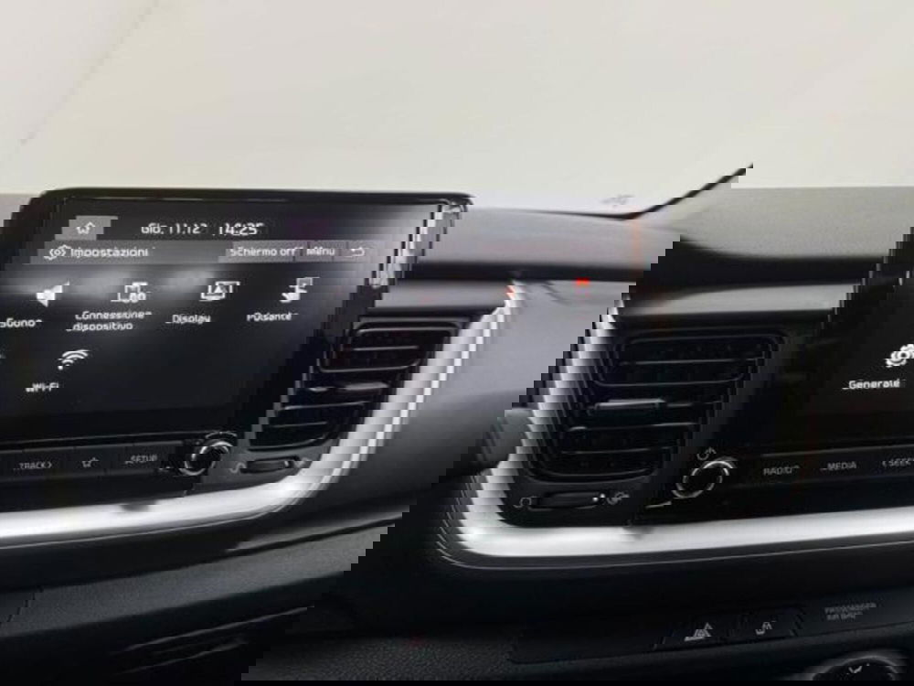 Kia Stonic usata a Como (14)