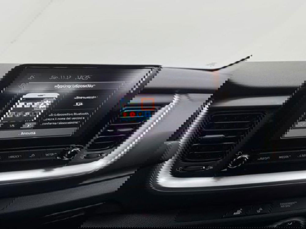 Kia Stonic usata a Como (15)