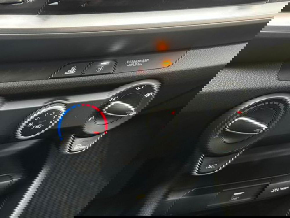 Kia Stonic usata a Como (17)