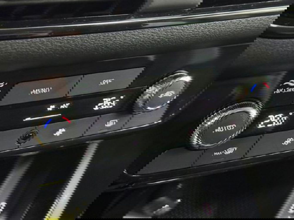 Skoda Kamiq nuova a Como (16)