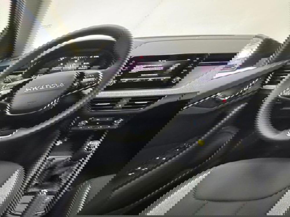 Skoda Kamiq nuova a Como (9)