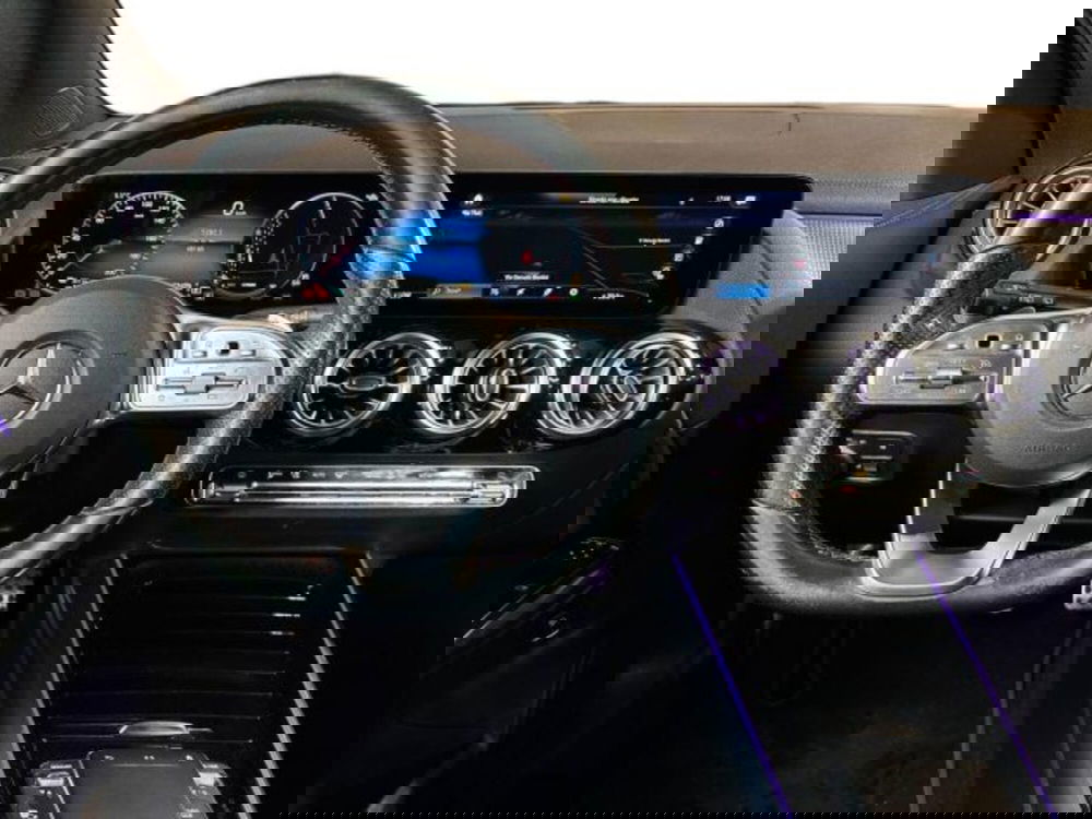 Mercedes-Benz EQA usata a Bologna (11)