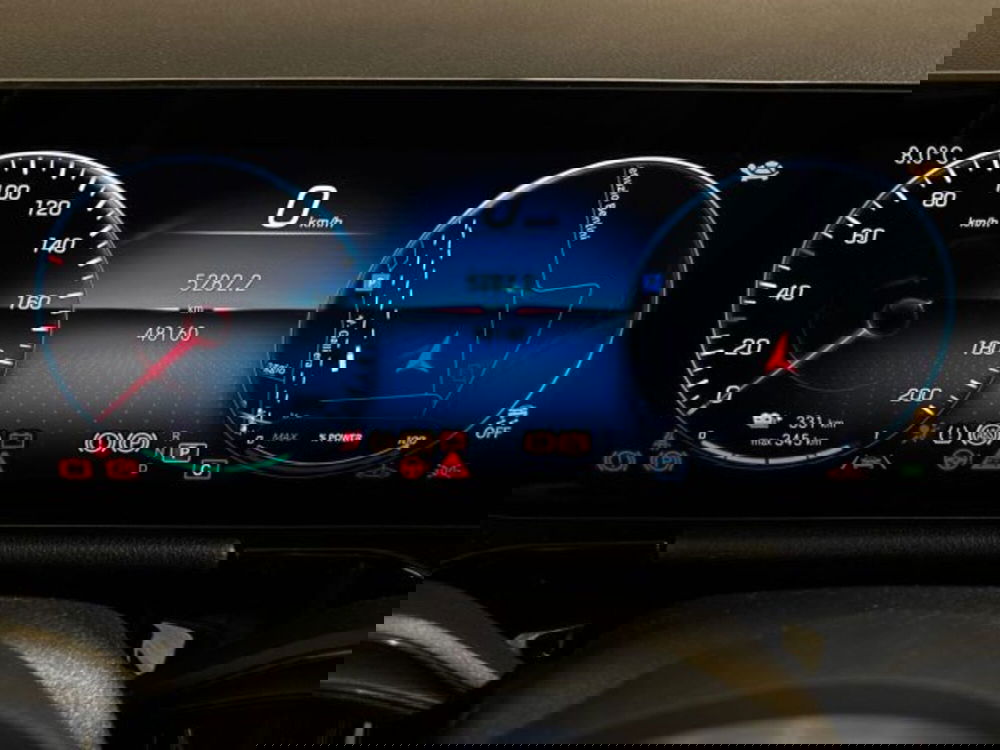 Mercedes-Benz EQA usata a Bologna (13)