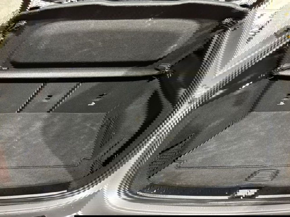 Mercedes-Benz EQA usata a Bologna (8)