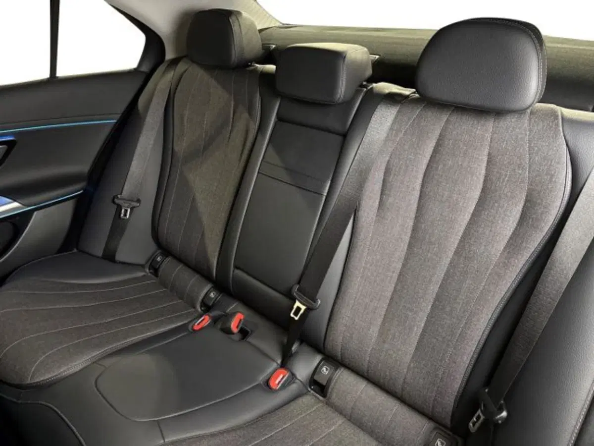 Mercedes-Benz Classe E usata a Bologna (16)