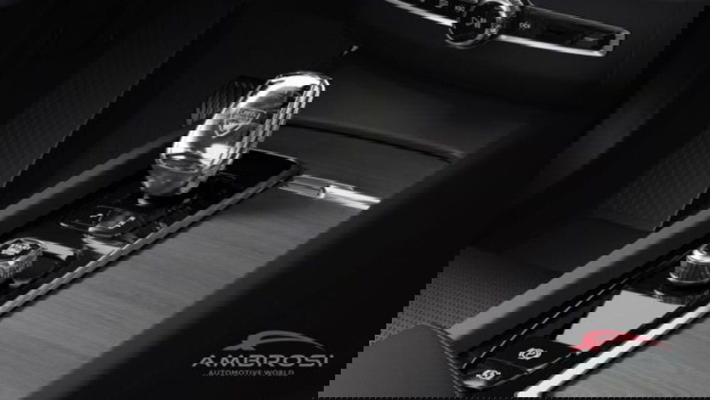 Volvo XC60 nuova a Perugia (14)