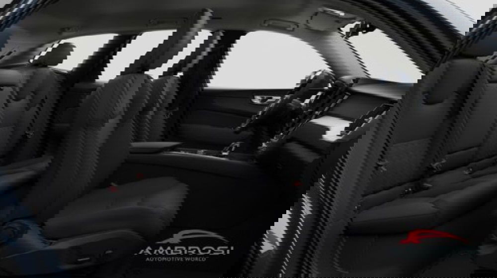 Volvo XC60 nuova a Perugia (13)