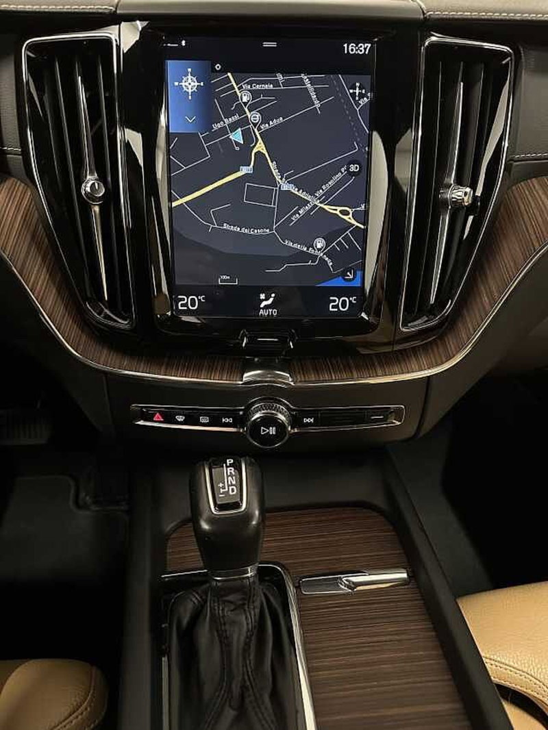 Volvo XC60 usata a Macerata (10)