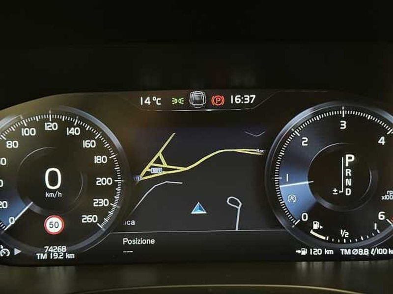 Volvo XC60 usata a Macerata (11)