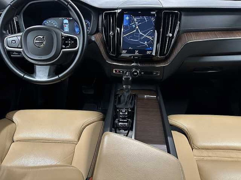 Volvo XC60 usata a Macerata (12)