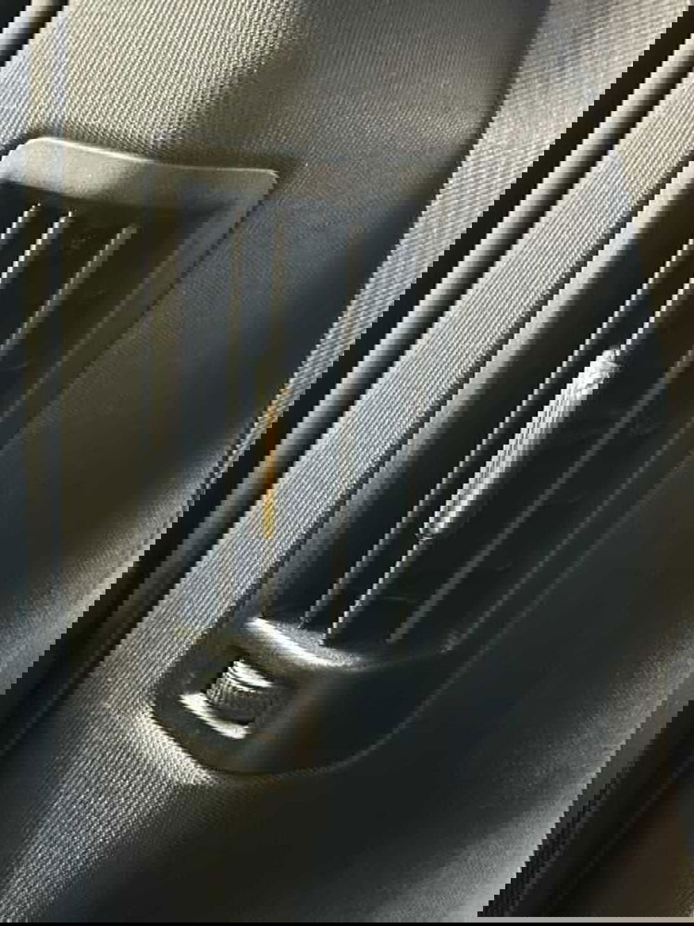 Volvo XC60 usata a Macerata (16)