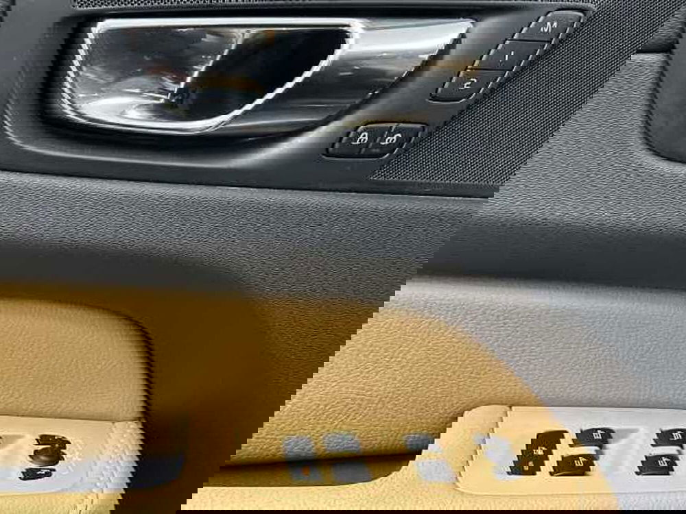 Volvo XC60 usata a Macerata (18)