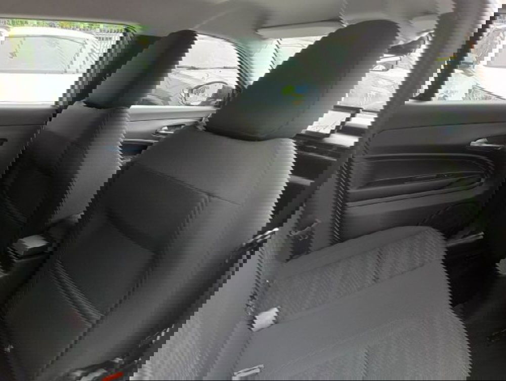 Jeep Avenger nuova a Brescia (17)