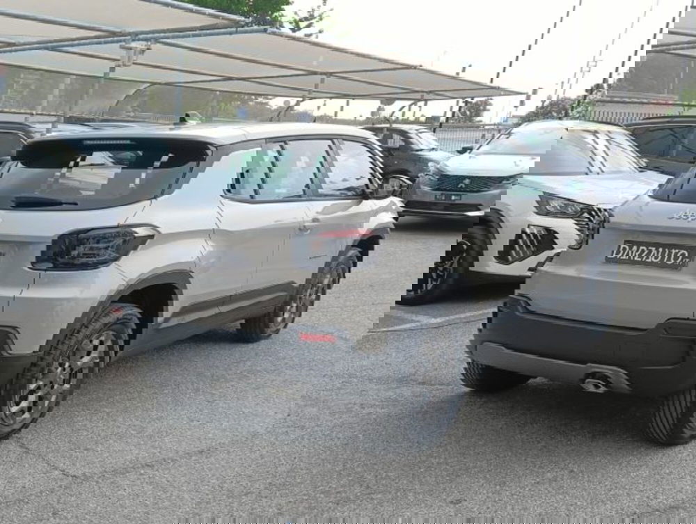 Jeep Avenger nuova a Brescia (5)