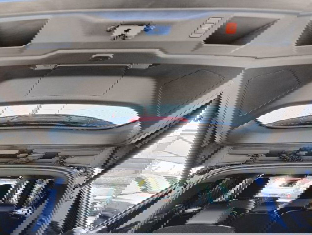 Peugeot 5008 nuova a Brescia (15)