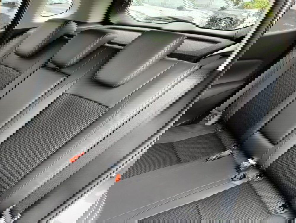 Suzuki S-Cross nuova a Brescia (10)