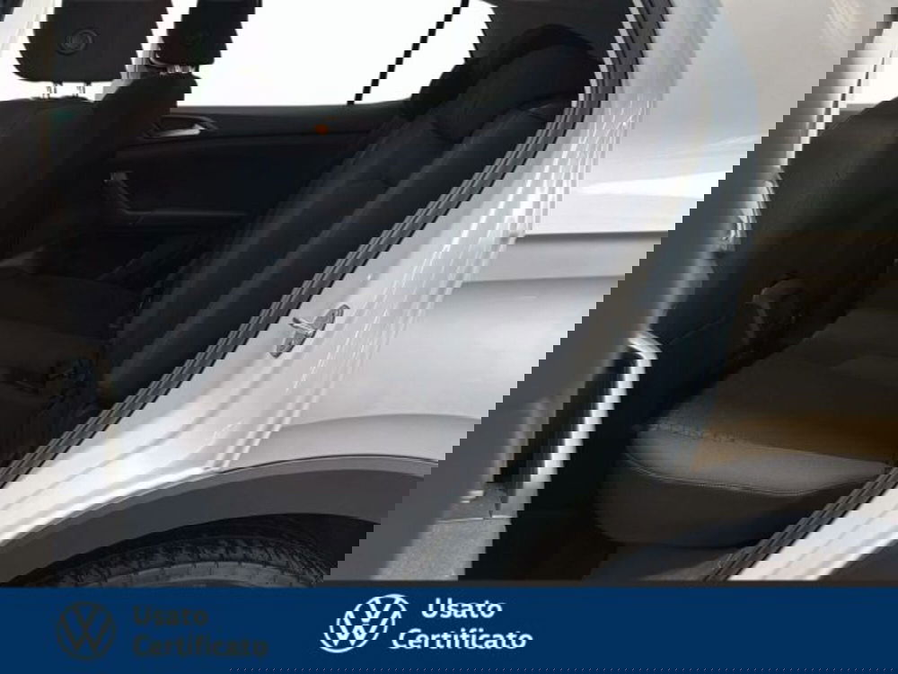 Volkswagen T-Cross usata a Vicenza (10)