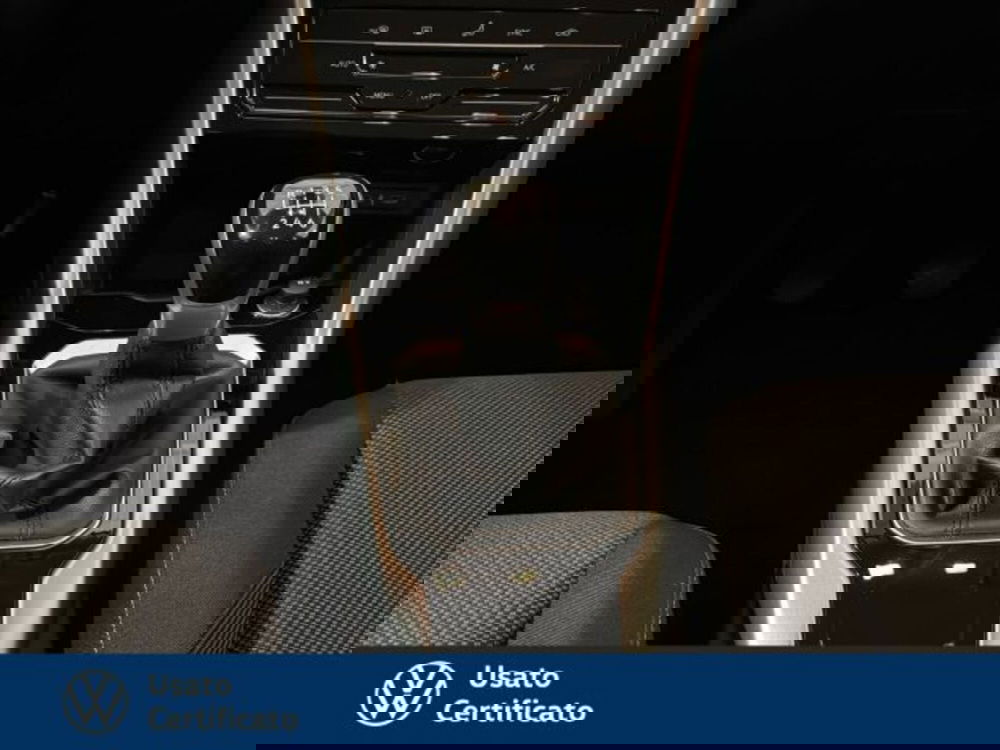 Volkswagen T-Roc usata a Vicenza (10)