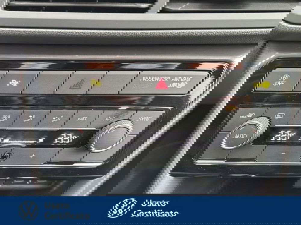 Volkswagen T-Cross usata a Vicenza (17)