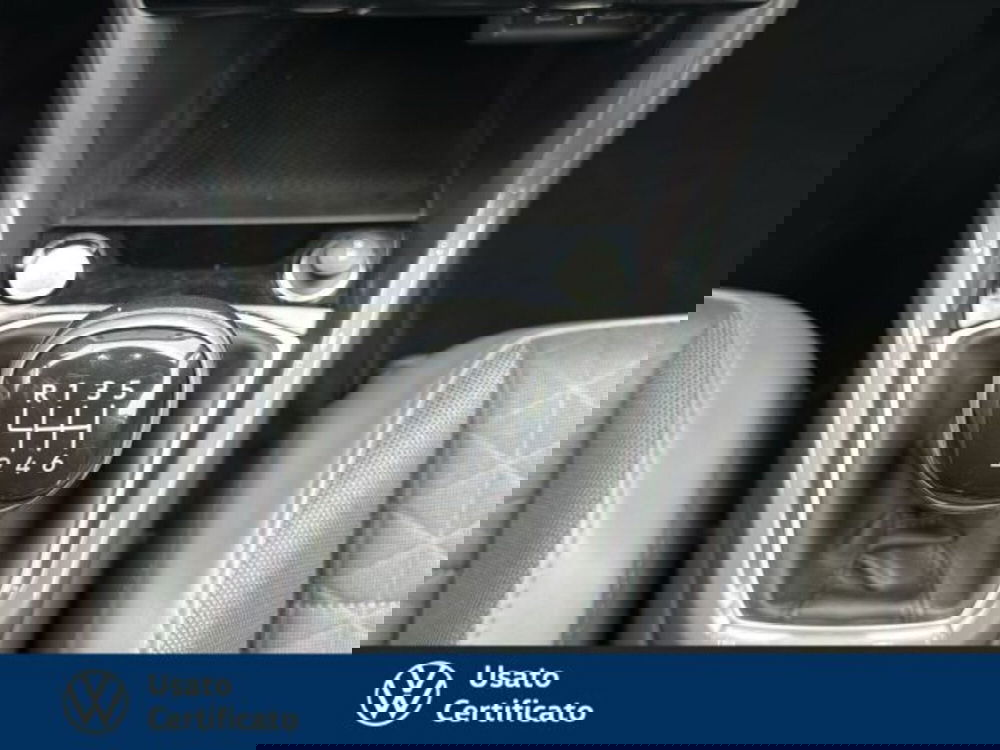 Volkswagen T-Cross usata a Vicenza (18)