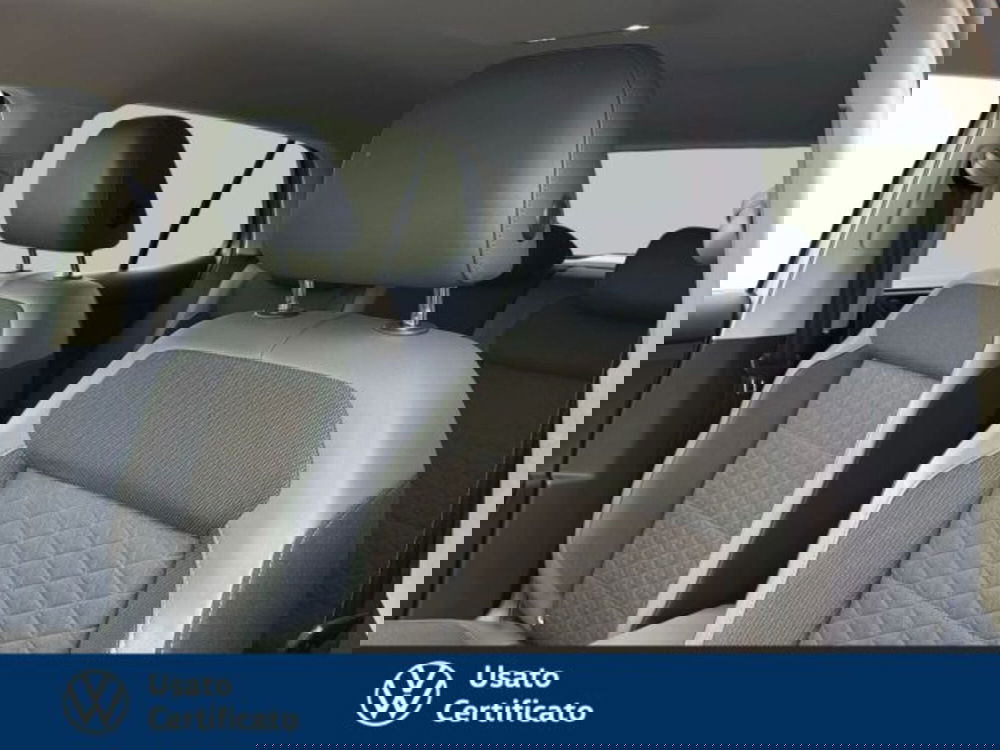 Volkswagen T-Cross usata a Vicenza (9)