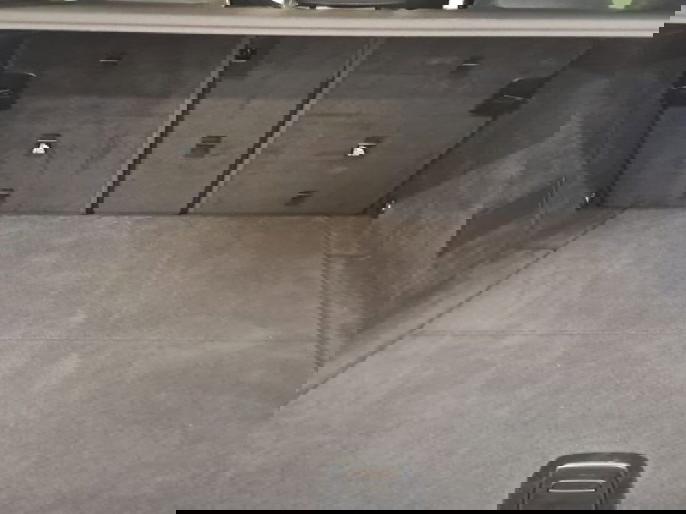 BMW iX usata a Verona (15)