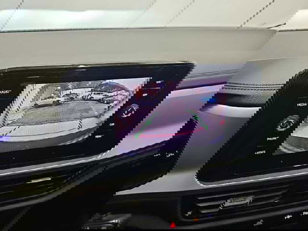 Volkswagen T-Roc usata a Lecco (14)