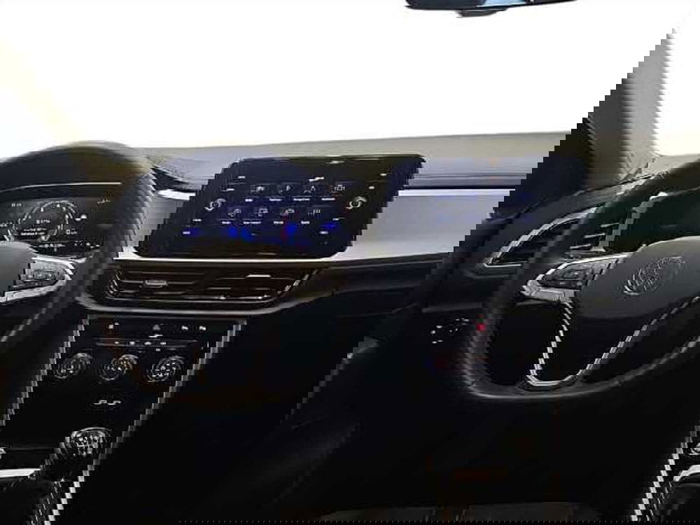 Volkswagen T-Roc usata a Lecco (7)