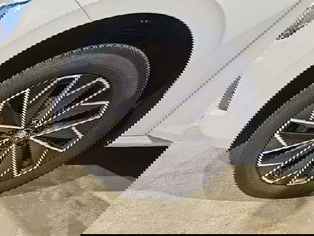 Skoda Kamiq usata a Lecco (8)