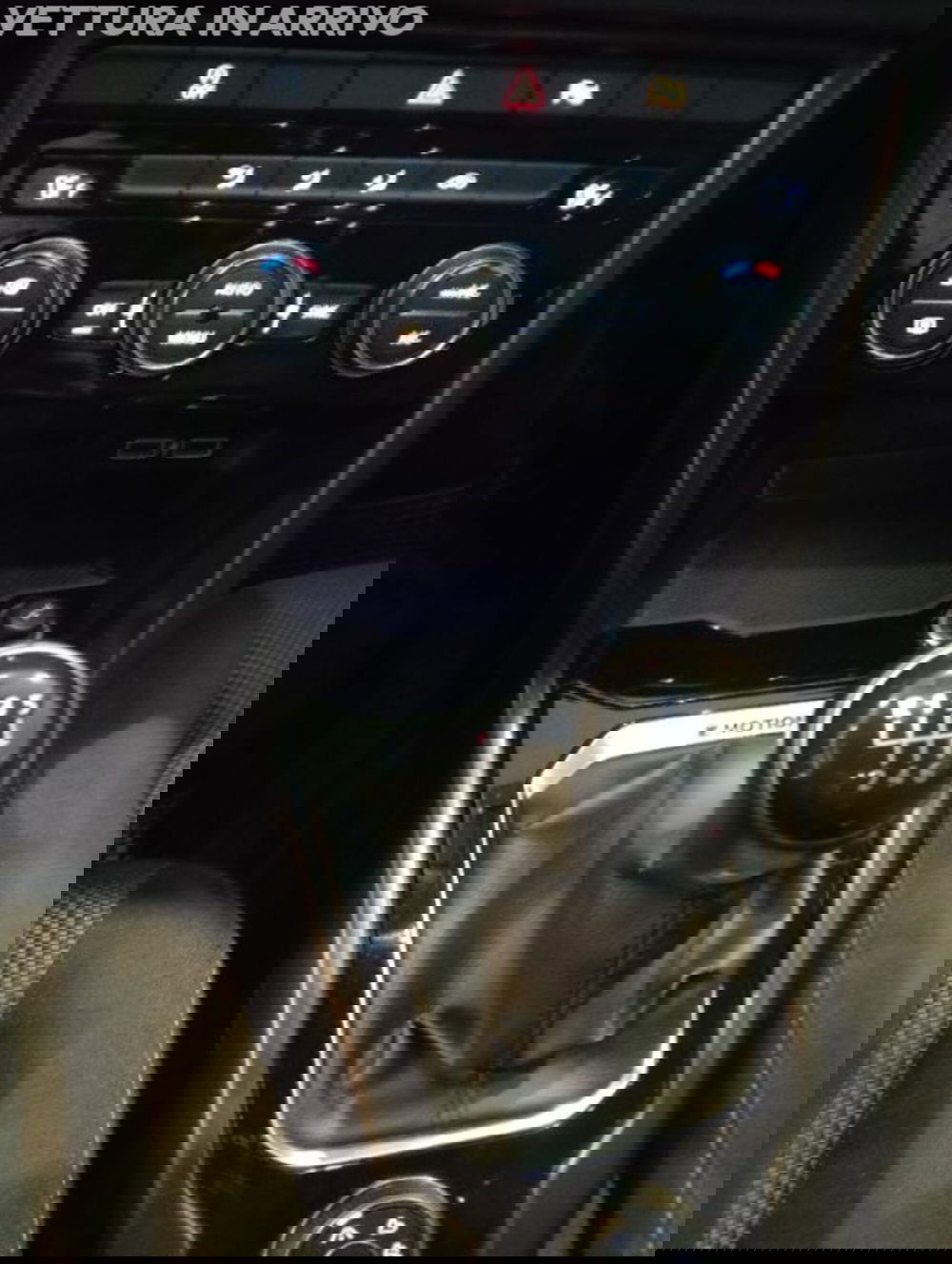 Volkswagen T-Roc usata a Modena (13)