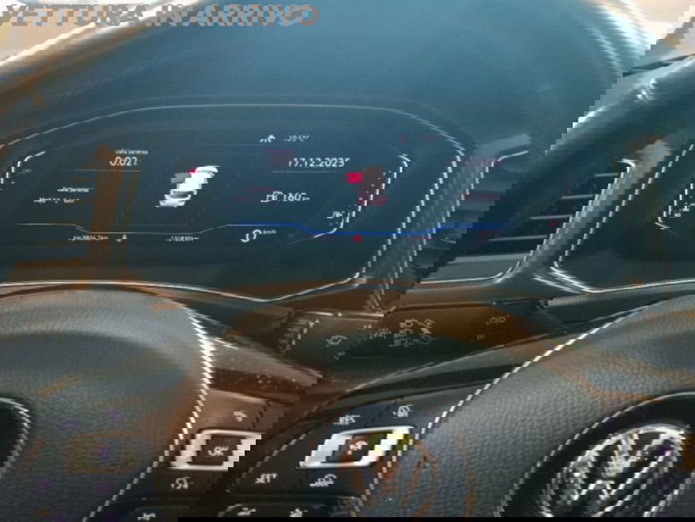 Volkswagen T-Roc usata a Modena (15)