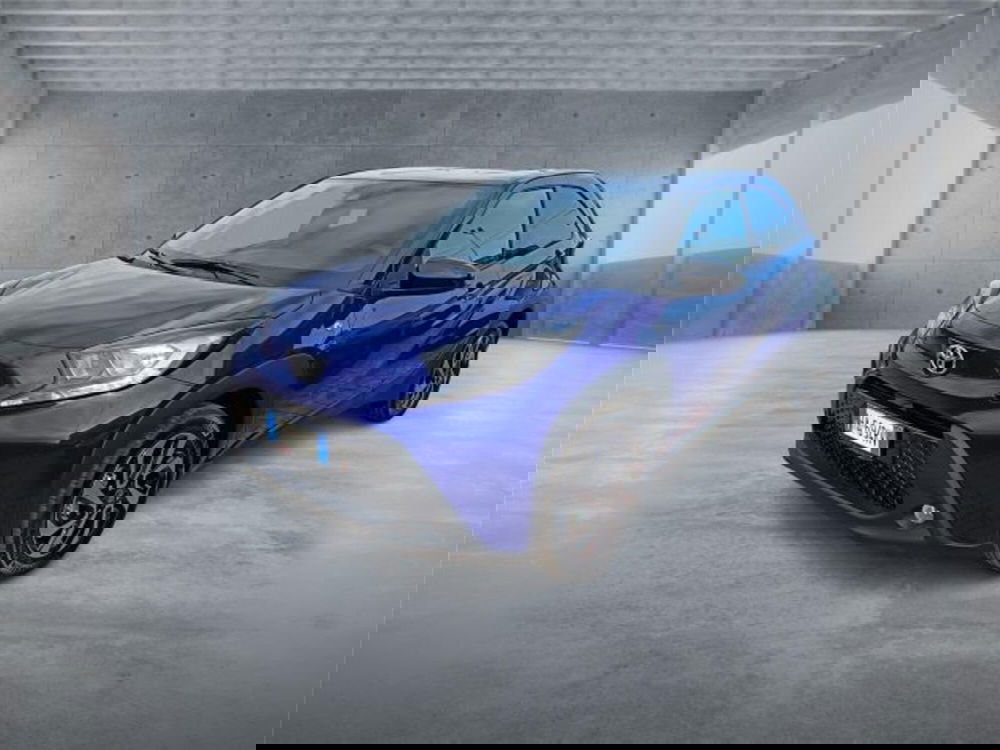 Toyota Aygo X nuova a Bari (3)