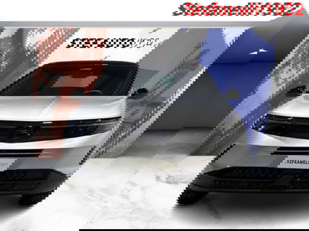 Opel Grandland nuova a Bologna (4)