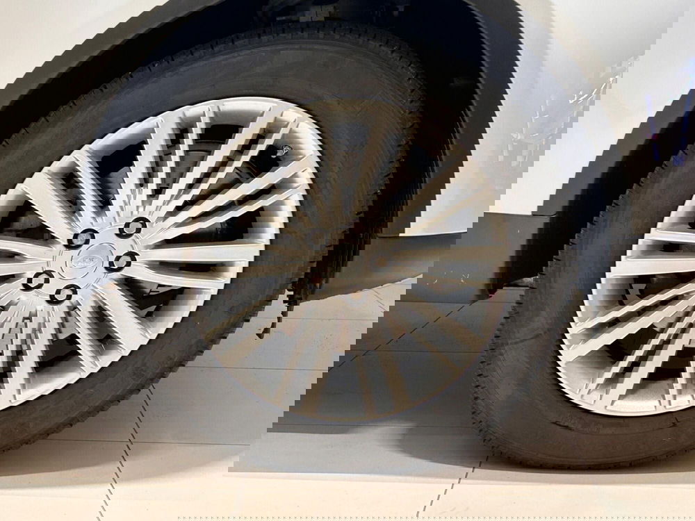 Land Rover Discovery Sport usata a Napoli (11)