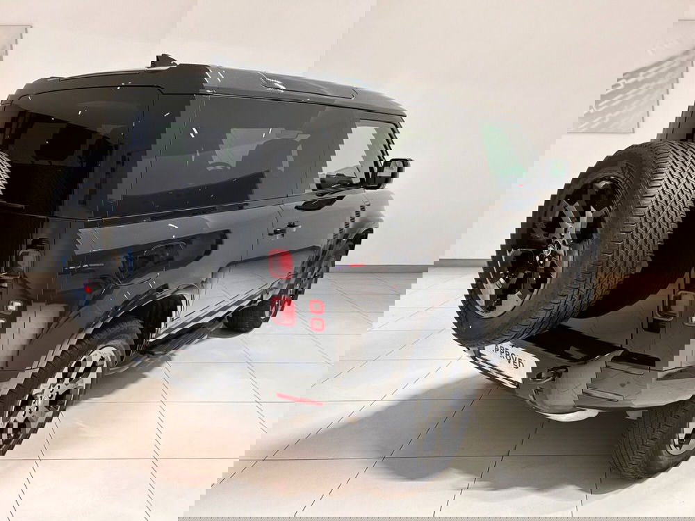 Land Rover Defender usata a Napoli (2)