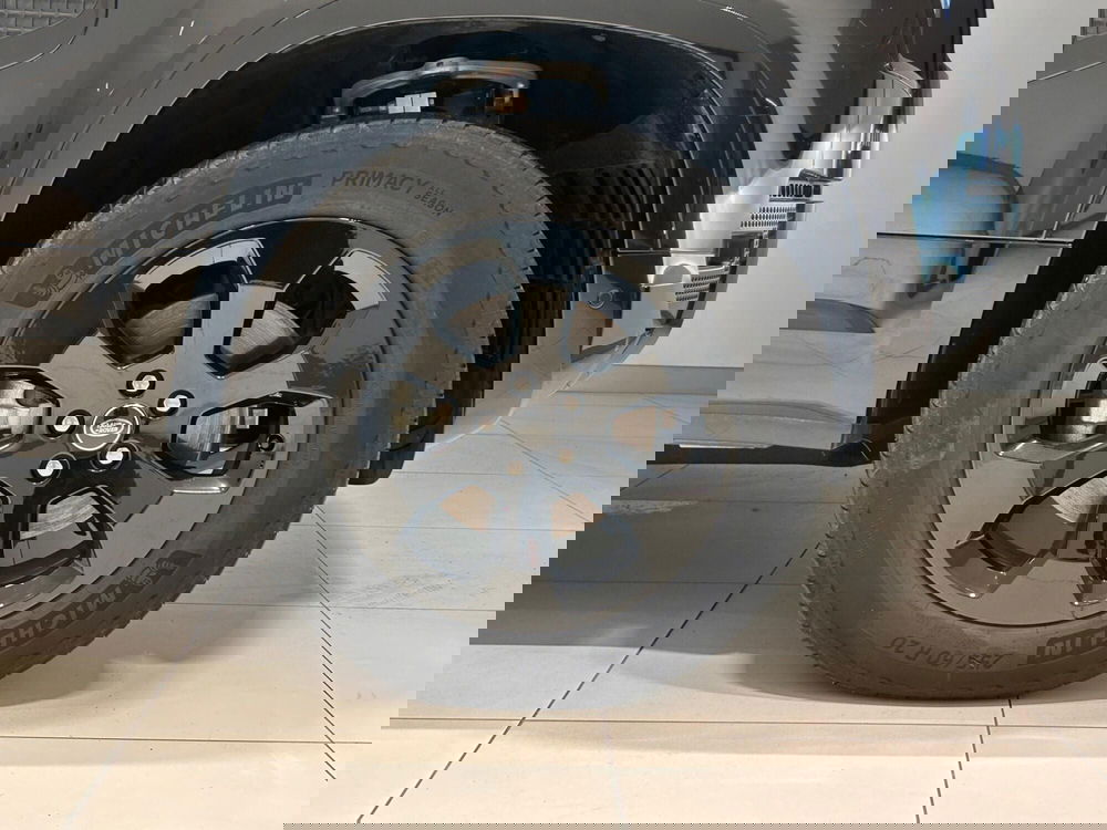 Land Rover Defender usata a Napoli (9)